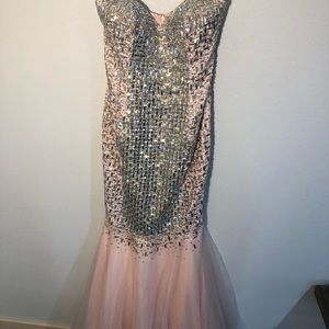 Prom dress
